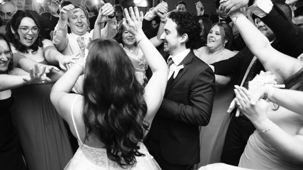 Packed dance floor at Stonebridge Country Club wedding reception